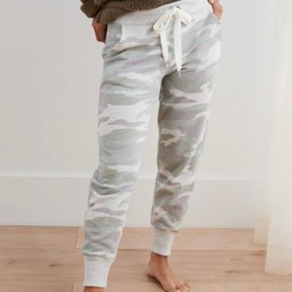Aerie camo joggers